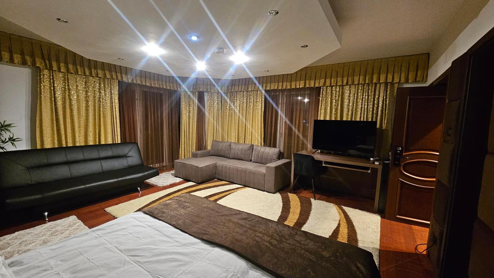 Simple Villa Rooms National Arena Self Check In Bucarest Exterior foto